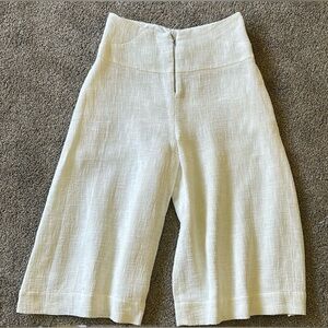 Zero + Maria Cornejo Wide Leg Capri pants 
Textured cotton / silk 4